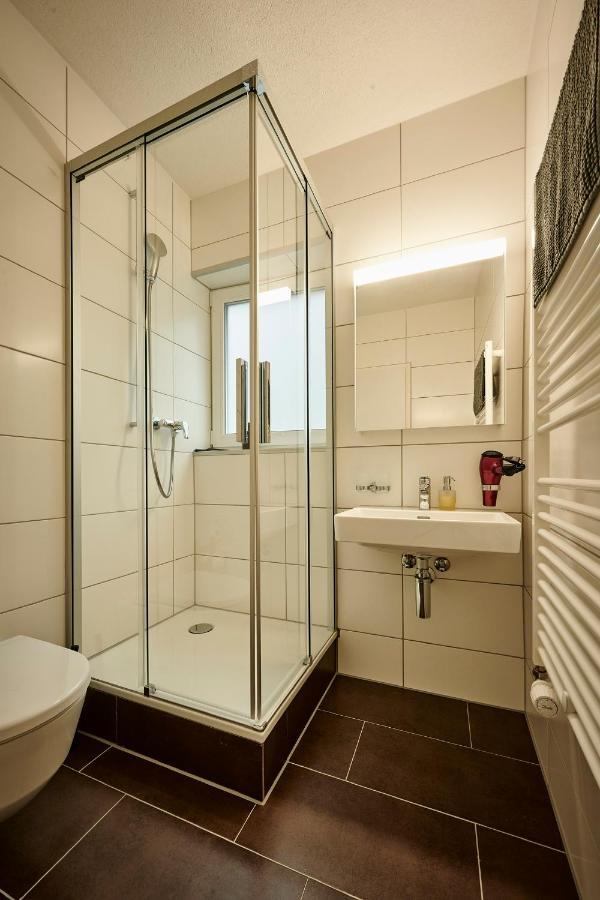ברינץ Lakeside Tiny House Brienz מראה חיצוני תמונה